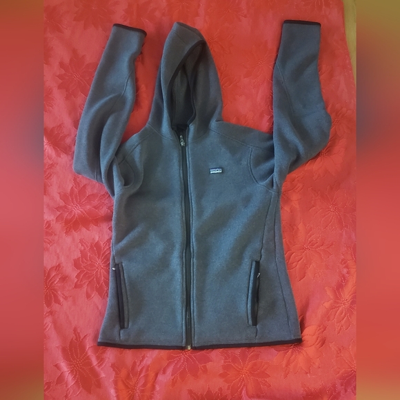 Patagonia Womans  Charcoal Fleece Jacket - Picture 1 of 6